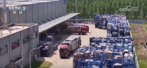 逐绿而行 组合拳推动绿色转型，擦亮高质量发展底色